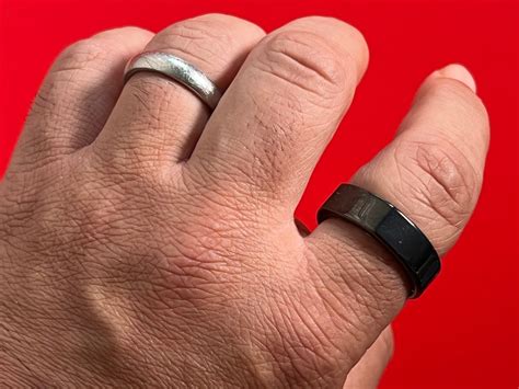 oura ring men|which finger for oura ring.